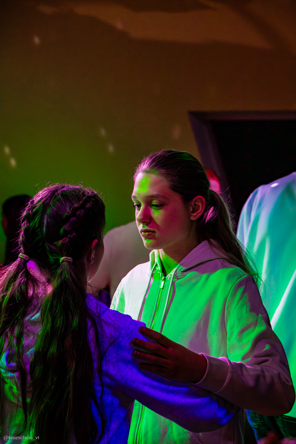 Come Together Party 8333